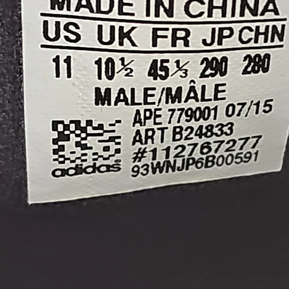 Size 11- ZX 700 adidas Black Grey and Red